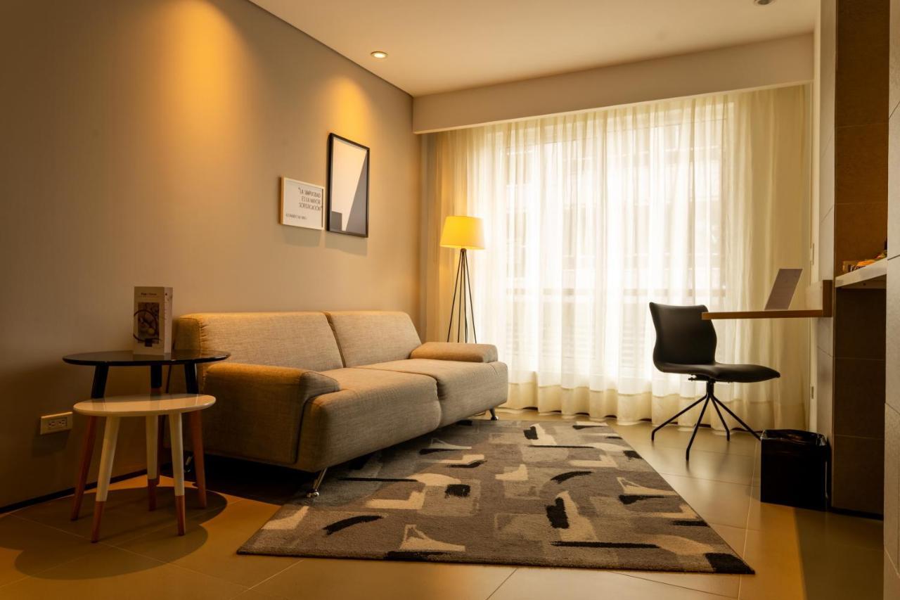Quo Quality Hotel มานิซาเลส ภายนอก รูปภาพ A living room