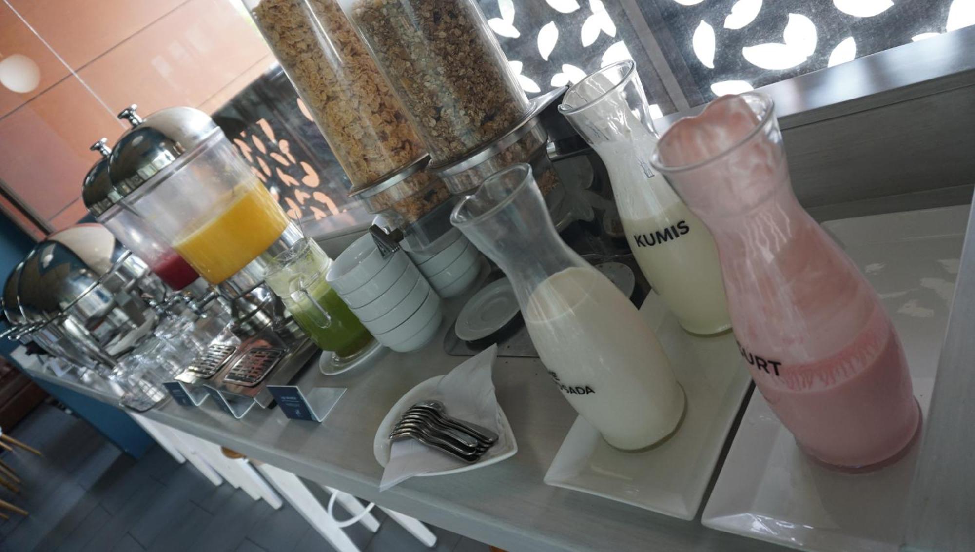 Quo Quality Hotel มานิซาเลส ภายนอก รูปภาพ Kumis