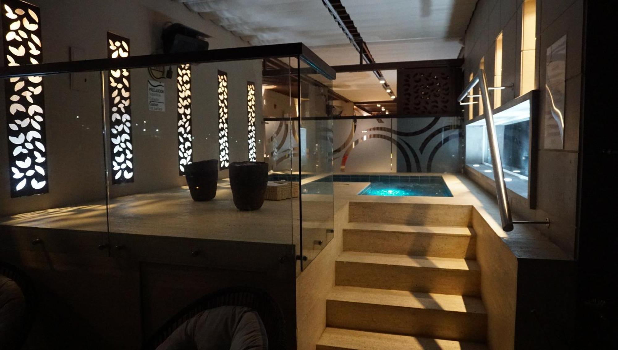Quo Quality Hotel มานิซาเลส ภายนอก รูปภาพ The interior of the hotel